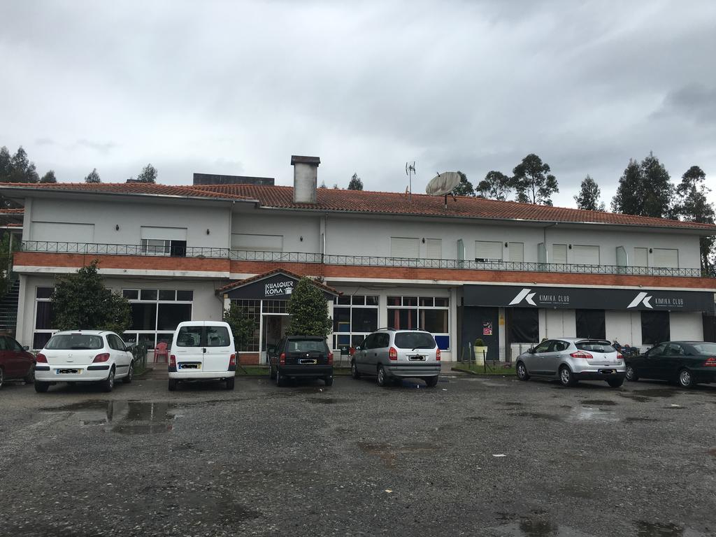 Kualquer Koisa Hotel Tondela Exterior photo